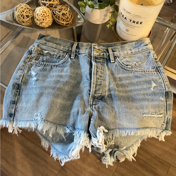 - AGOLDE Parker Shorts. Like NEW! - Picture 2 of 15